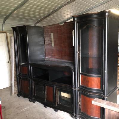 Very nice 3 piece entertainment center - probably never used