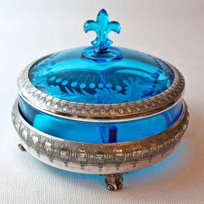vintage candy/condiment dish - divided glass with lid, silver plated stand and decoration