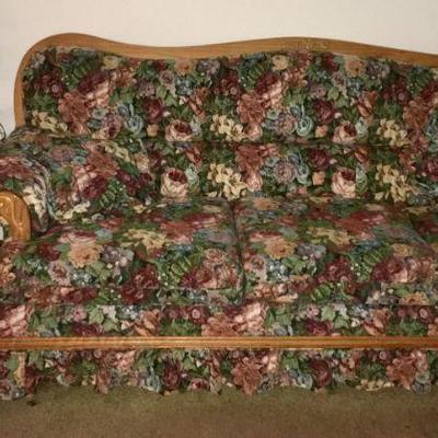 Custom made floral sofa and loveseat
Sofa $250, love seat $175