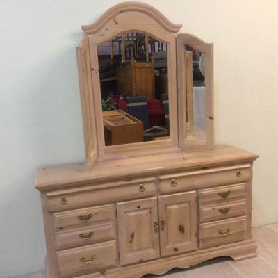 Wood Dresser with Tri-Fold Mirror
