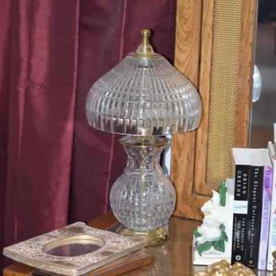 Vintage Lamp & Decor