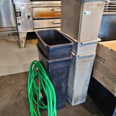 Lot of 5 Trashcans and Garden Hose