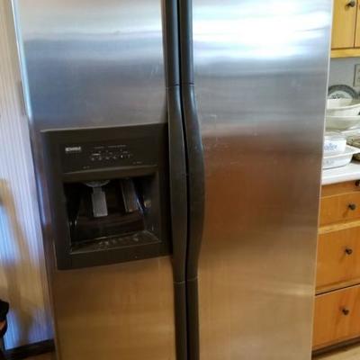 Nice stainless Kenmore refrigerator 