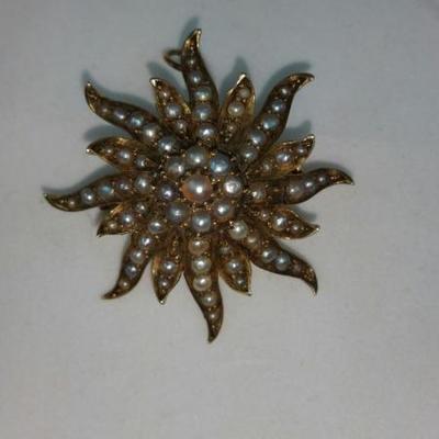 Vintage 14kt Yellow Gold Star Burst Brooch with Natural Seed Pearls