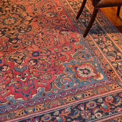 Oriental rug, measure approx 8' X 11'
