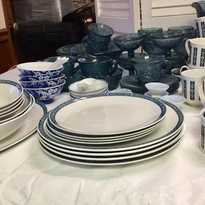Blue and White China, Glassware