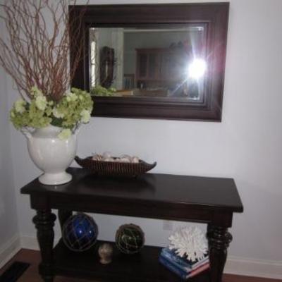 ACCENT TABLES AND MIRRORS