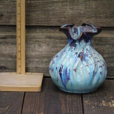 Pottery vase