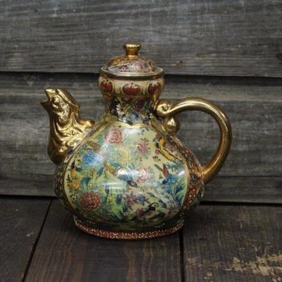 Royal Satsuma Gold Leaf Teapot