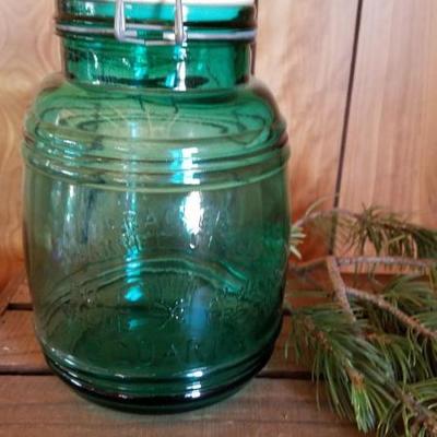 Vintage Green Glass Cookies Flour Sugar Barrel Jar (2)