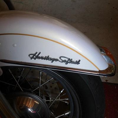 Rear fender of Harley to show name