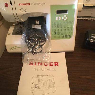 Singer sewing machine 