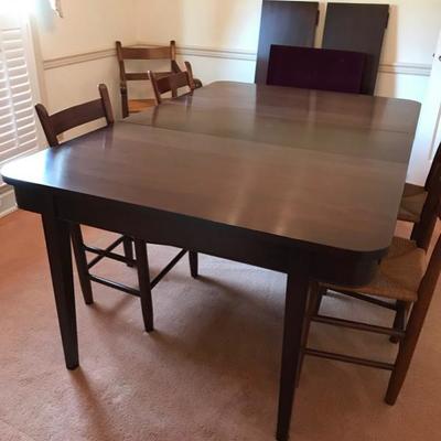 Mahogany table $295
59 X 41