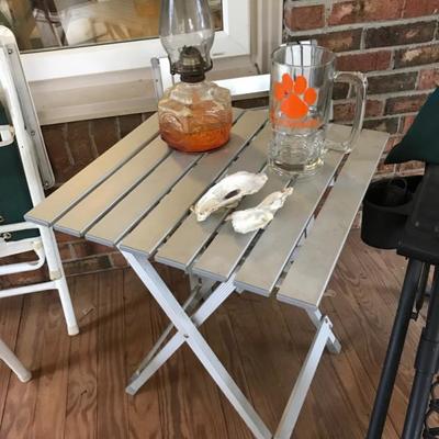 Folding table $10
2 available