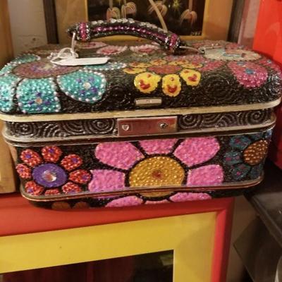 Wild suitcases for use or dÃ©cor.