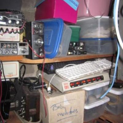 TONS OF VINTAGE ELECTRONICS CB RADIOS AND SO MUCH MORE