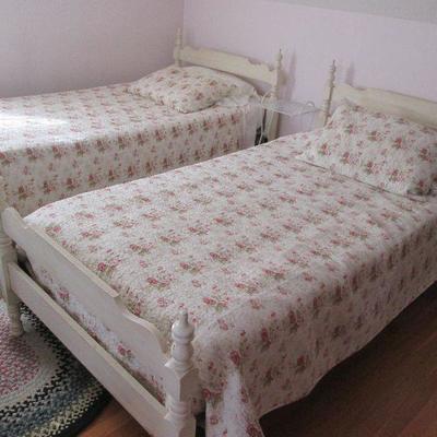 Vintage Twin Beds can be set up as Bunk Beds