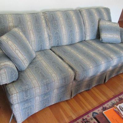 Damask Fabric Sofa in Like New Condition