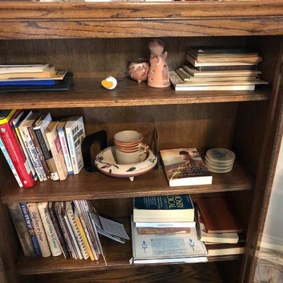 Cool books and cabinet 