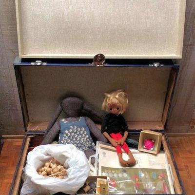 MVF051 Mystery Trunk of Vintage Dolls & More