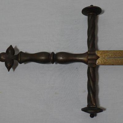 â€˜Krumcoxâ€™ Online Estate Sale Auction is currently open for bidding! All bids start at $1 with no reserves. To VIEW more photos and...