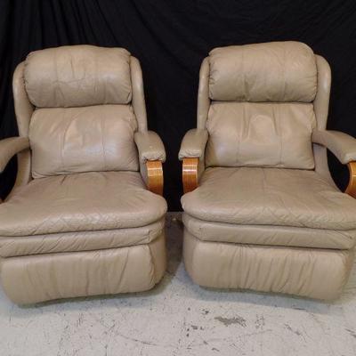 â€˜Krumcoxâ€™ Online Estate Sale Auction is currently open for bidding! All bids start at $1 with no reserves. To VIEW more photos and...