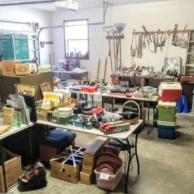 Estate sale photo