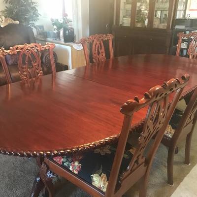 Beautiful Dining Room Table And Chairs with Leaf 