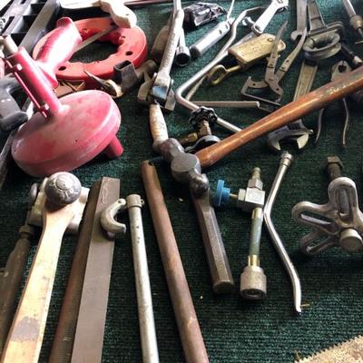 Tables of tools 