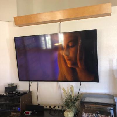 70 inch flat screen in 3-D TV