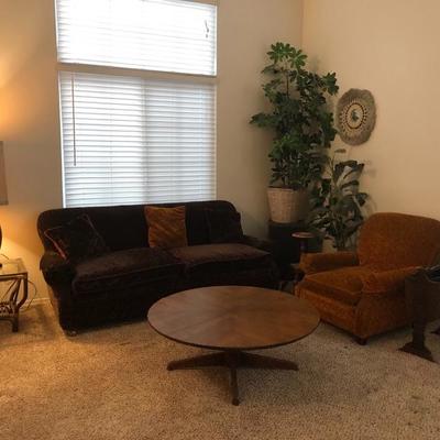 Second living room retro furniture and coffee table