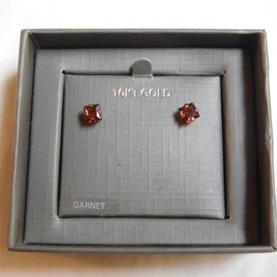 10 k Garnet Earrings