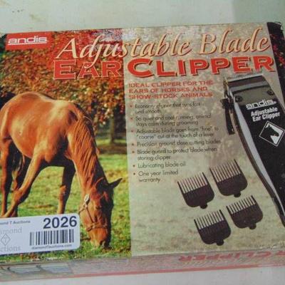 Adjustable Ear Clippers - New