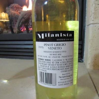 Wine - Milanista Pinot Grigio Veneto.