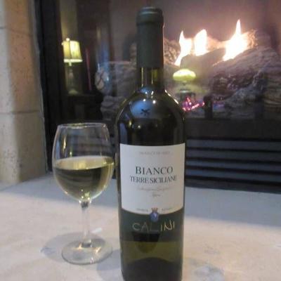 Wine - Calini Bianco Terre Sicilane.