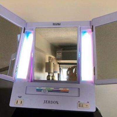 NRF006 Jerdon Portable Luminaire Mirror and Bionaire Tower Fan