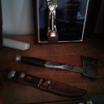 Collectible case brand knives