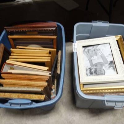 Large lot of picture frames
