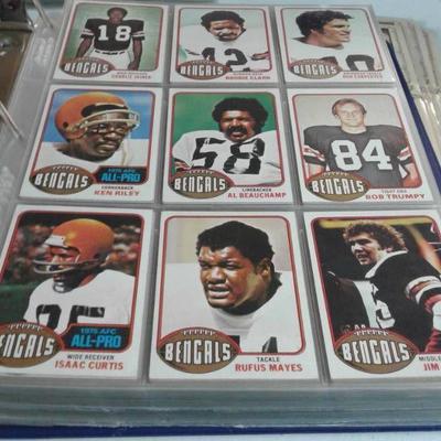 Lot of Over 300 1970's Football Trading Cards Most ...
