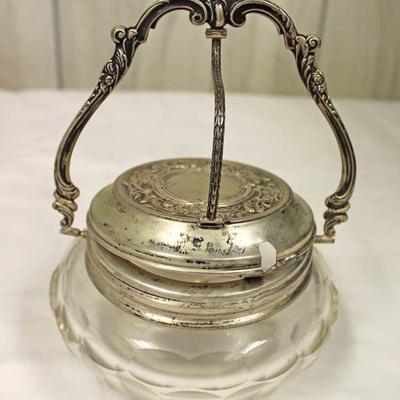  Marked 800 Silver Sugar Caddy with Spoon â€“ auction estimate $40-$100 