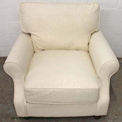 NEW Shabby Chic Club Chair “Distinctions by Klausner” – auction estimate $100-$300