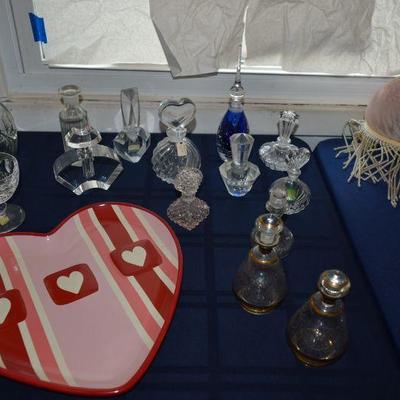 Collectible Glass Items & Decor