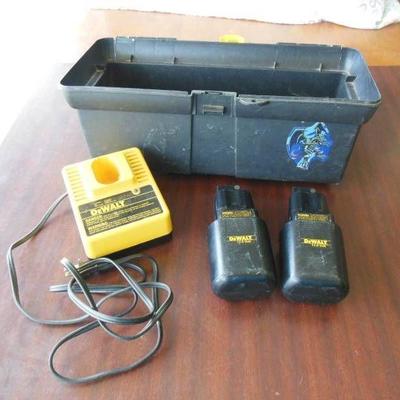 DW9104 Dewalt Charger and 2 batteries TESTED