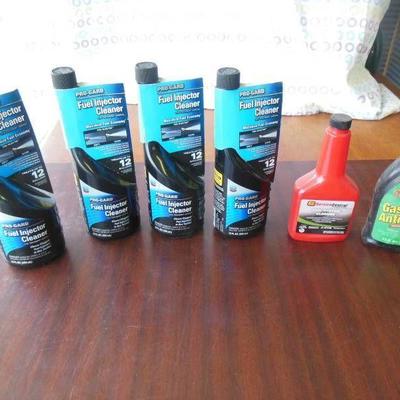 4- 12 fl. Oz bottles of Pro-Gard Fuel Injector, fu ...