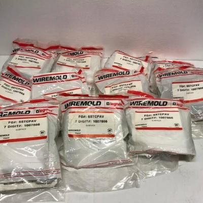 LOT OF WIRE MOLD 6STCPAV