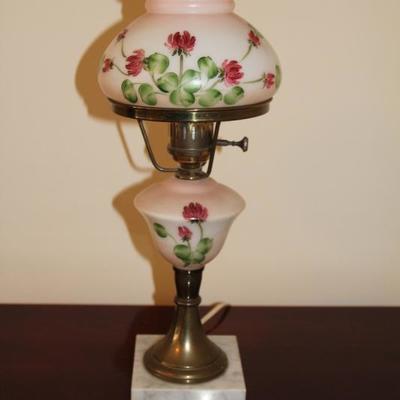 #113  Hand Painted vintage aladdin lamp w/marble base
16