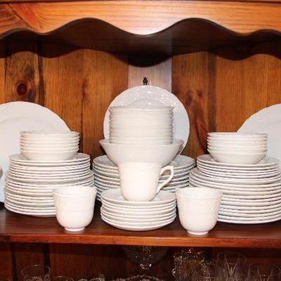 #614  Johnson Bros China "Richmond - White Trellis" Made in England  Dishwasher/Microwave/Freezer safe
90 Piece set (4...
