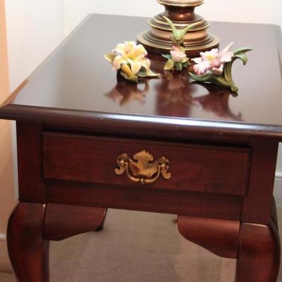 #506  Mahogany Solid wood end table with 1 dovetailed drawer, brass pull, 
27"L x 18 1/2"W x 23"T
PRICE:  $40