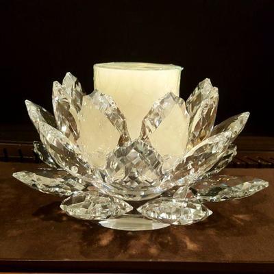 Godinger (Shannon crystal) Waterlilly pillar candle holder