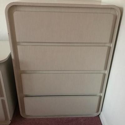 Chest of drawers 40 tall 